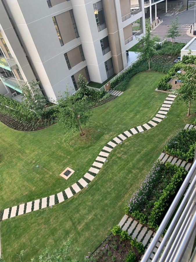 Menlyn Maine The Residence Trilogy - 4Th Pretoria Exterior photo